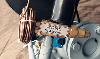 風(fēng)冷箱式冷水機(jī)停機(jī)時應(yīng)該注意哪些？